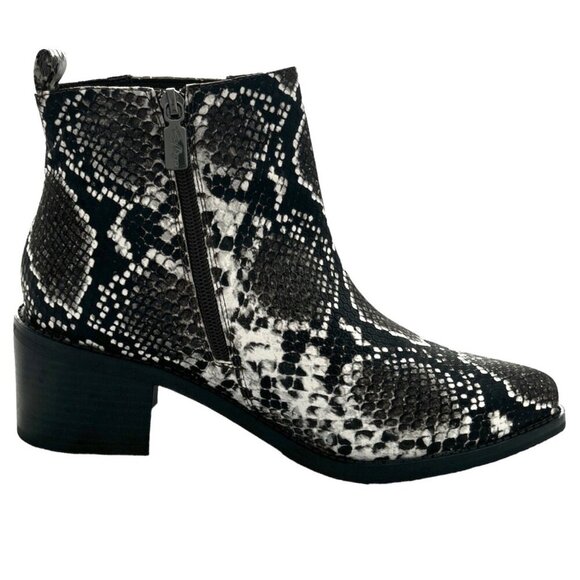 AQUA COLLEGE KARLIE Women's Eco Leather Waterproof Booties Ankle Boots - Picture 6 of 8